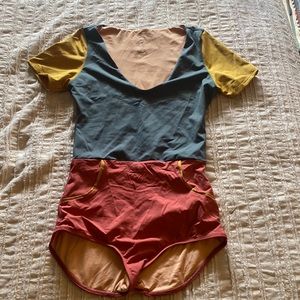 Surf rash guard